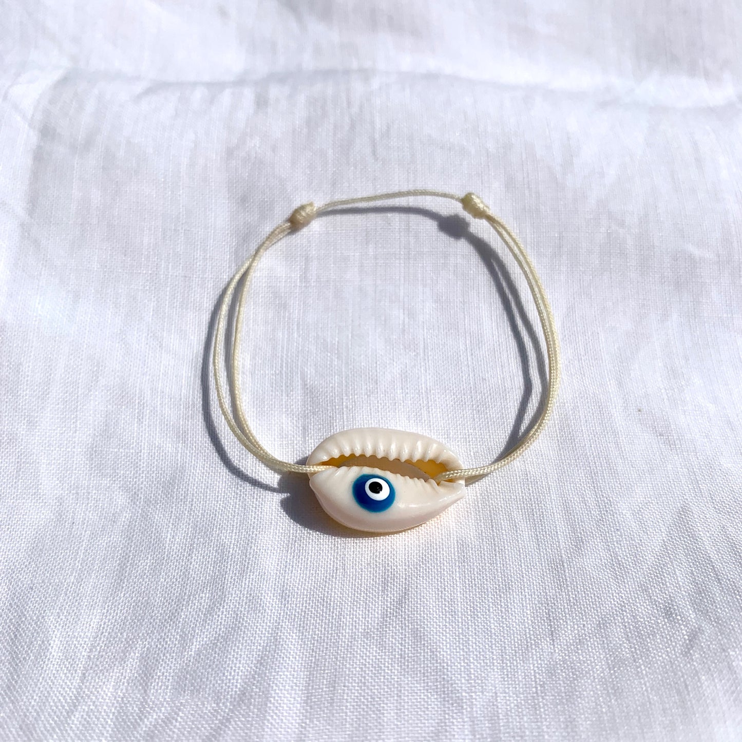 blue shell eye bracelet