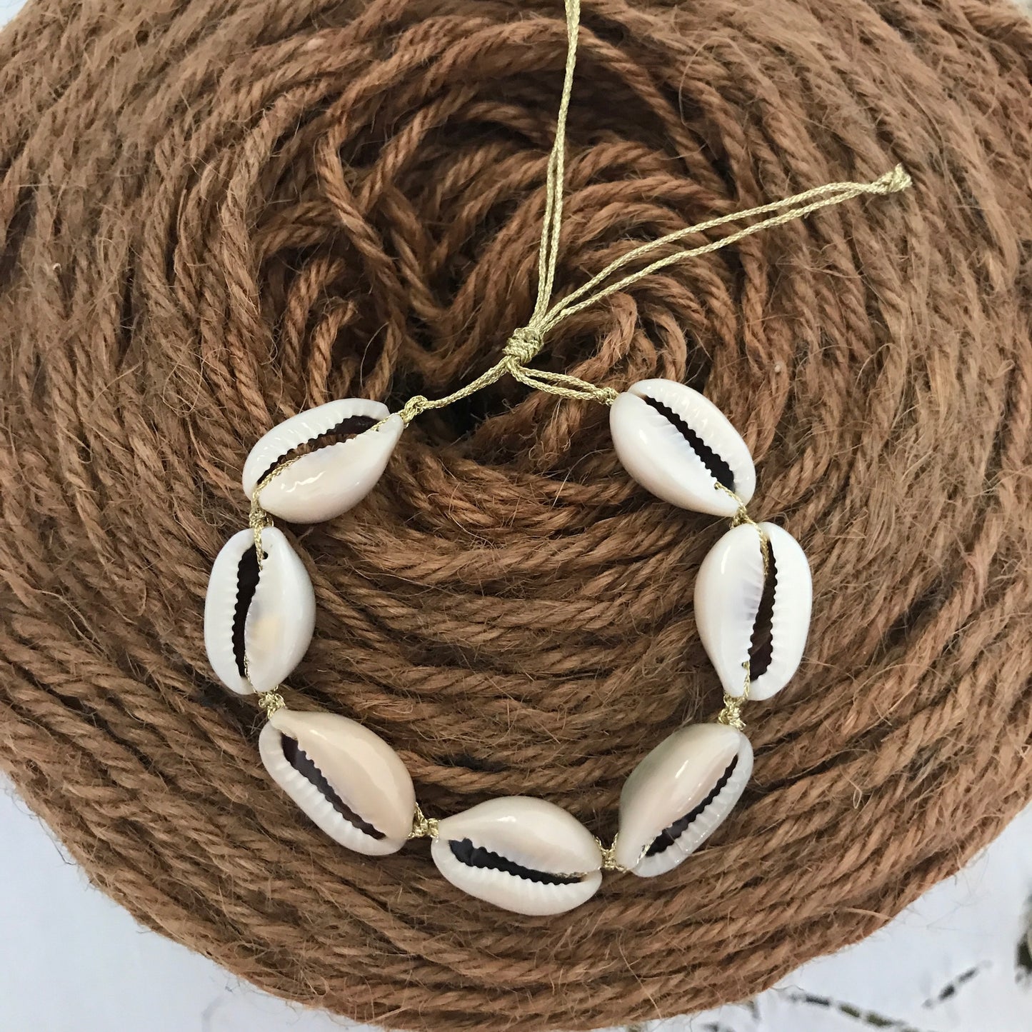 Bracelet coquillages cauri